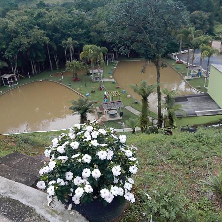 Pesqueiro Restaurante E Pousada Pingo De Ouro Piedade  Ngoại thất bức ảnh